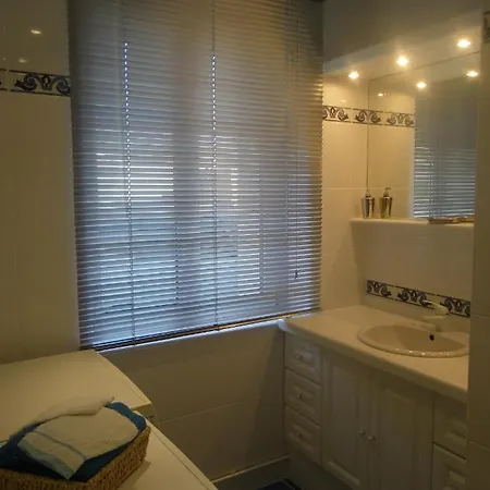 La Grange 8personnes Au Sein D'un Elevage De Chevaux Brucquedal